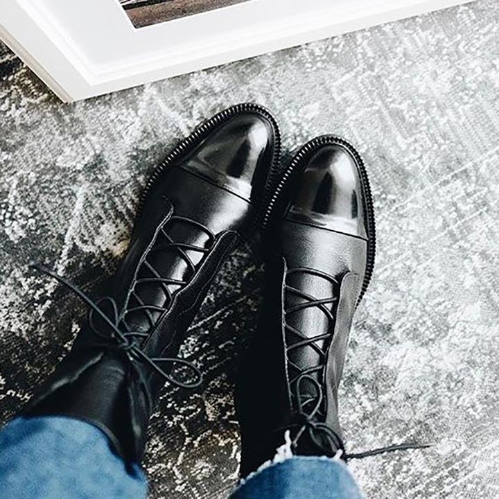 Damen Schnürstiefeletten im strukturierten Look (7)