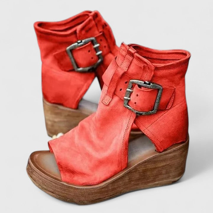 Damen Stiefel für klassische Herbst-Outfits in Rot
