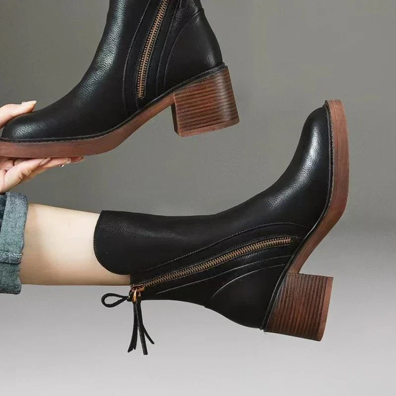 Damen Stiefel mit Blockabsatz für Herbst in Schwarz