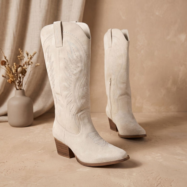 Damen Stiefeletten aus Wildleder im Western-Stil in Weiß
