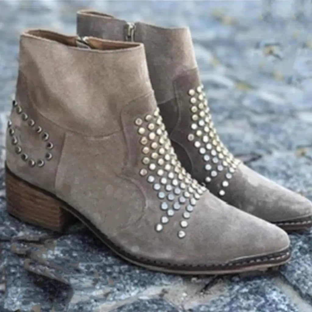 Damen Stiefeletten mit Nieten für jeden Look (3)