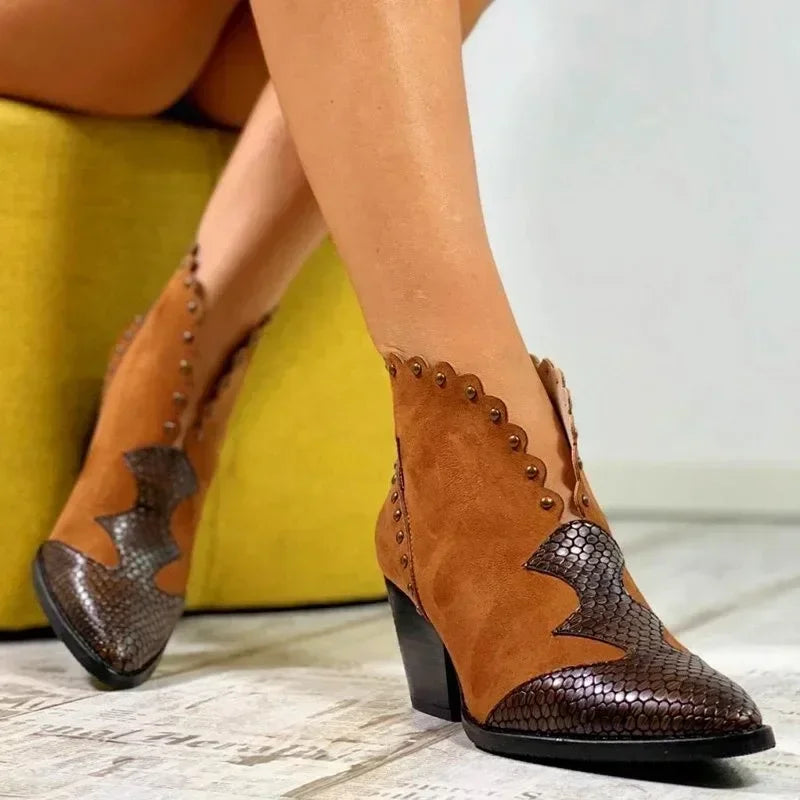Damen Stiefeletten mit strukturiertem Muster und Blockabsatz (4)