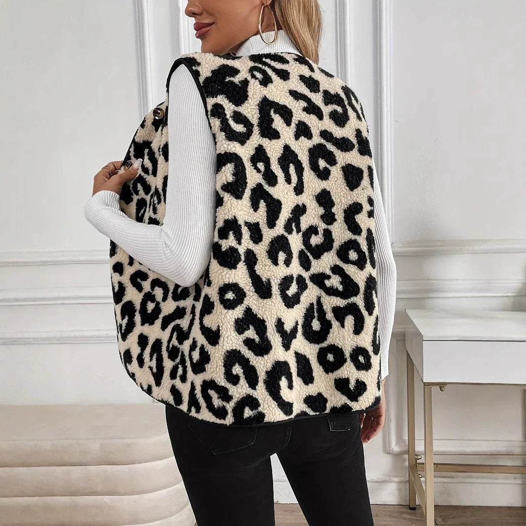 Damen Strickjacke ärmellos im Musterlook (3)