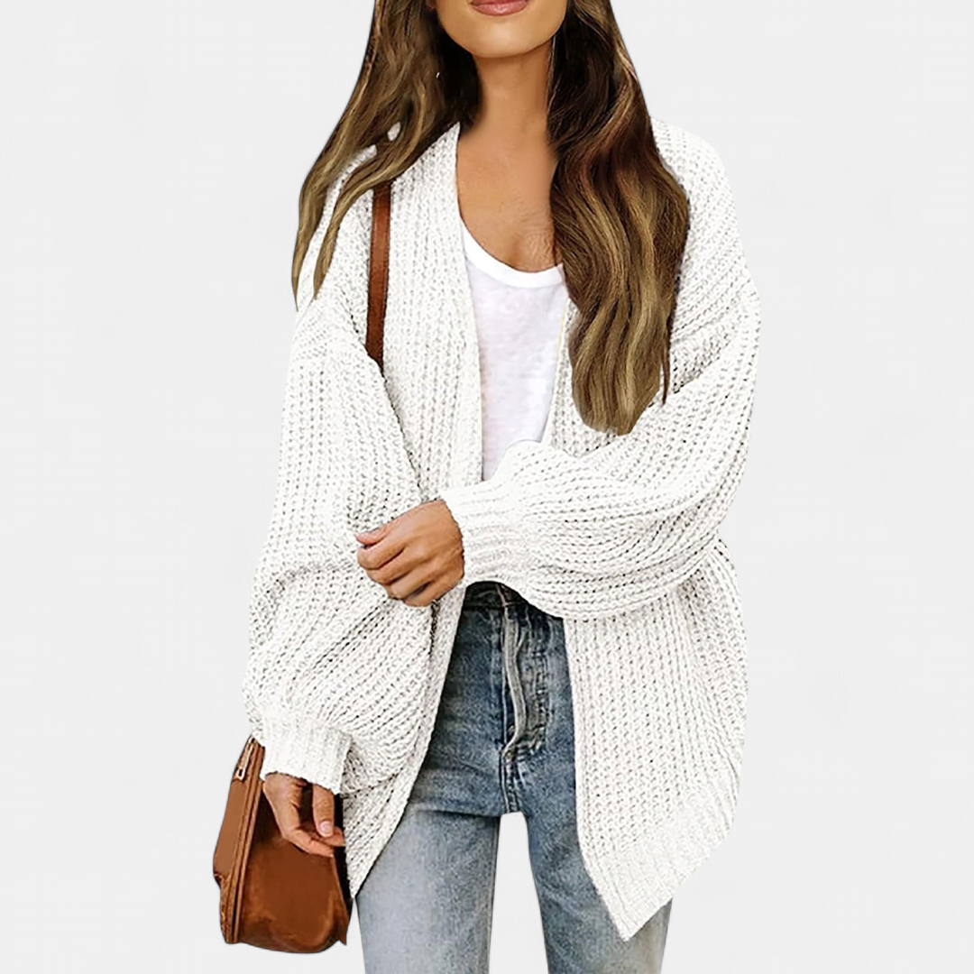 Damen Strickjacke aus Grobstrick zum Überziehen in Weiß