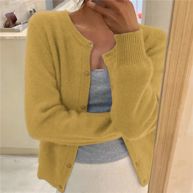 Damen Strickjacke im zeitlosen Stil für den Alltag in Gelb