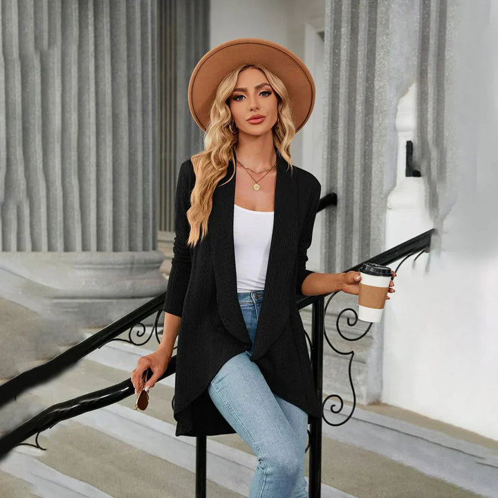 Damen Strickjacke in Hüftlänge mit lässiger Eleganz (10)