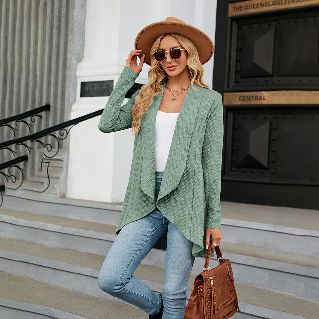 Damen Strickjacke in Hüftlänge mit lässiger Eleganz (13)