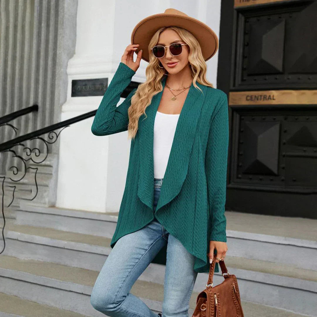 Damen Strickjacke in Hüftlänge mit lässiger Eleganz (4)