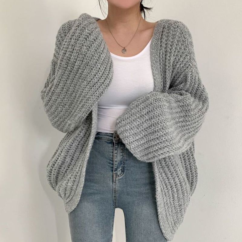 Damen Strickjacke in lässiger Passform für Herbst in Grau