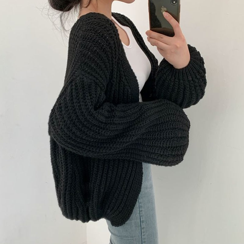 Damen Strickjacke in lässiger Passform für Herbst in Schwarz