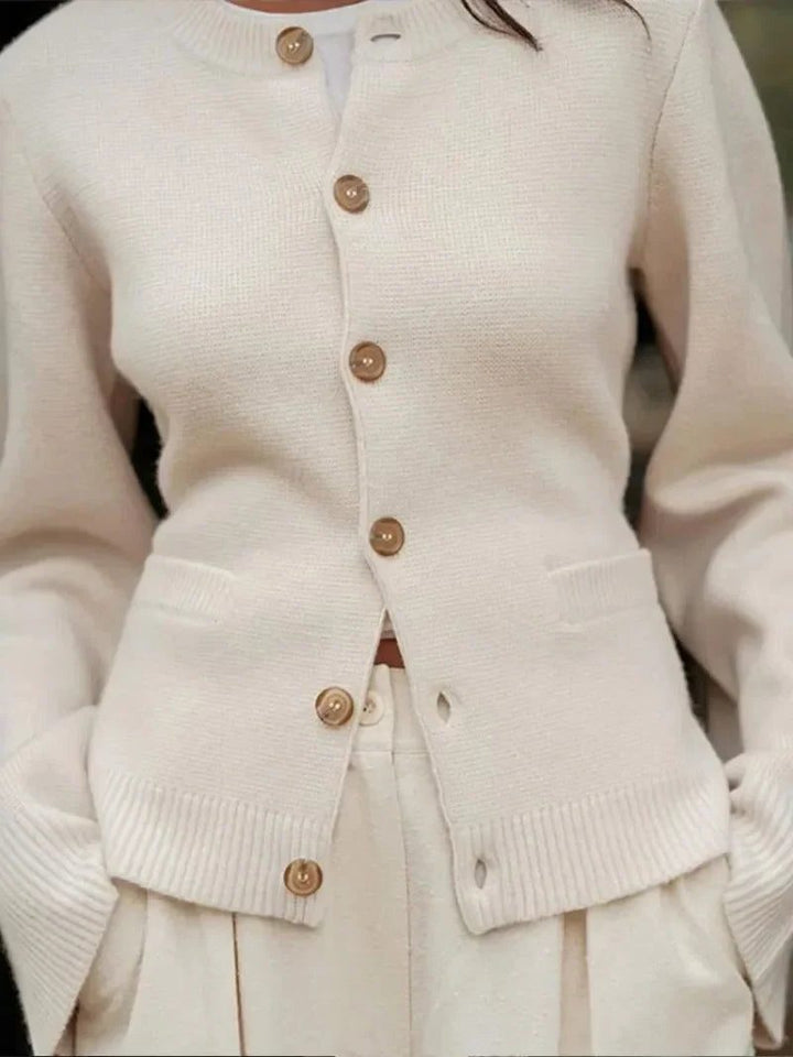 Damen Strickjacke mit Knopfleiste im Relaxed-Fit (3)