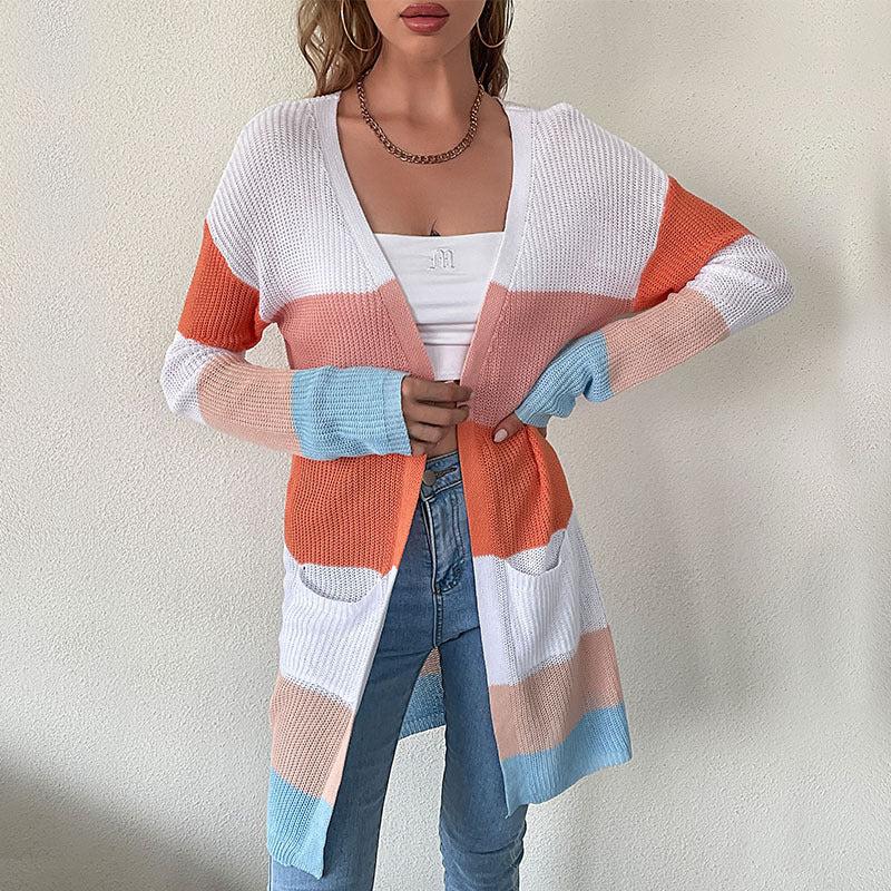 Damen Strickjacke mit Streifen und Taschen (2)