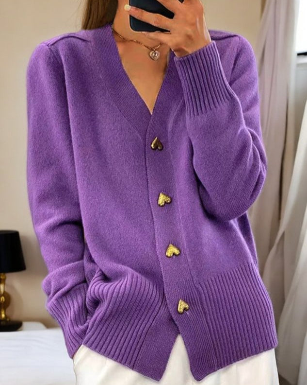 Damen Strickjacke mit V-Ausschnitt im klassischen Stil in Lila