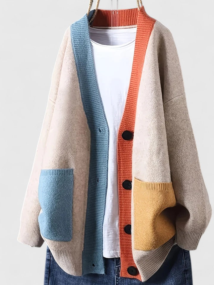 Damen Strickjacke Übersize mit Brusttaschen in Beige