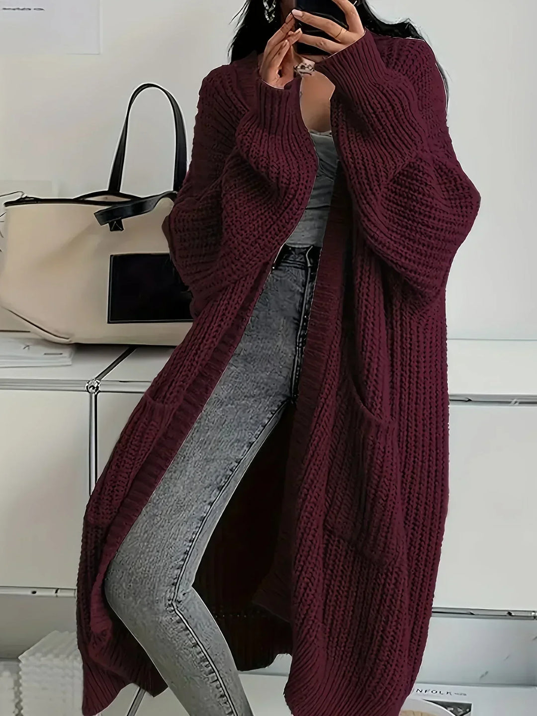 Damen Strickjacke zum Schichten im Oversize-Schnitt in Karmesinrot
