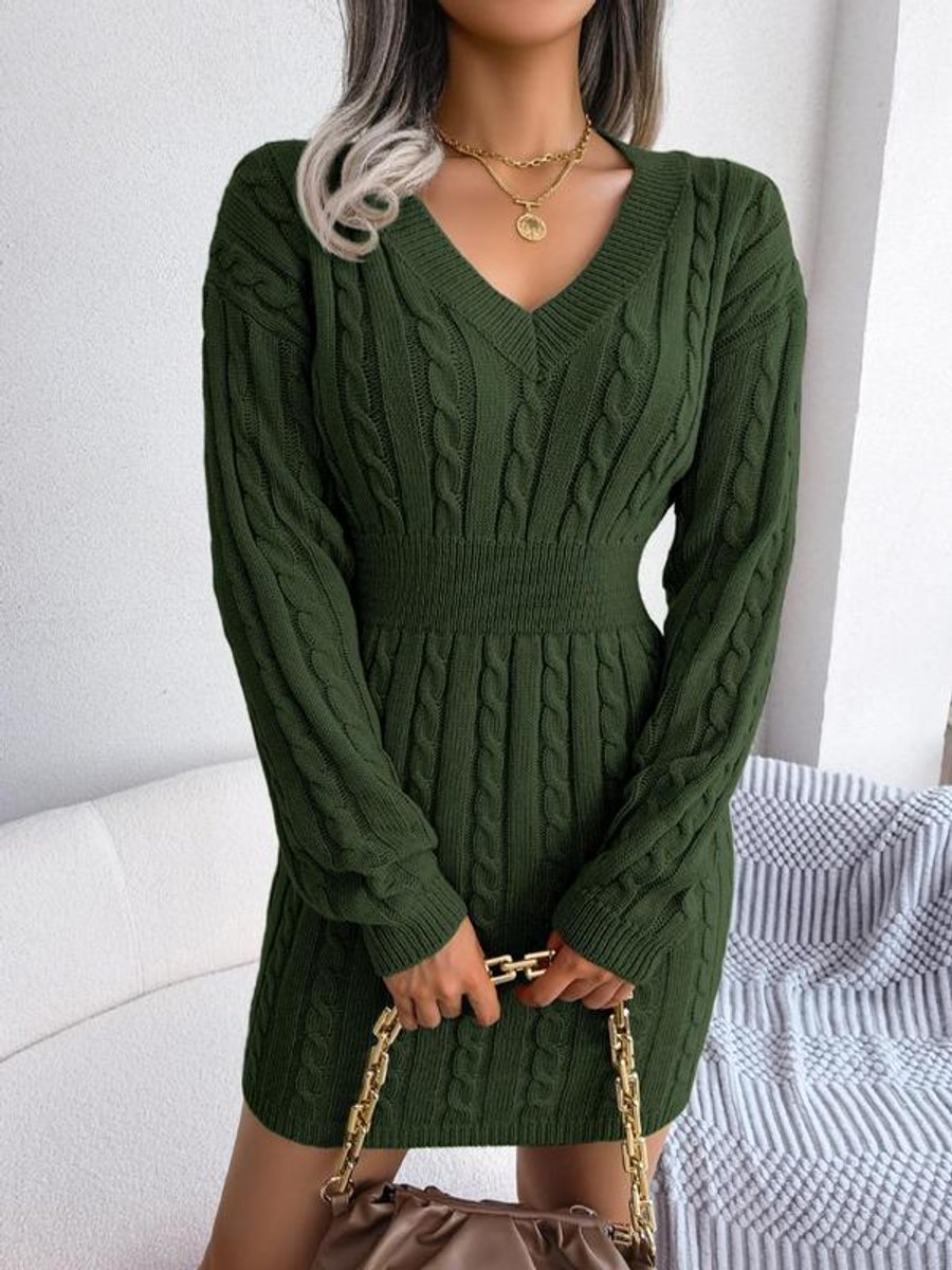 Damen Strickkleid für Hochzeitsgäste im Herbst in Armeegrün
