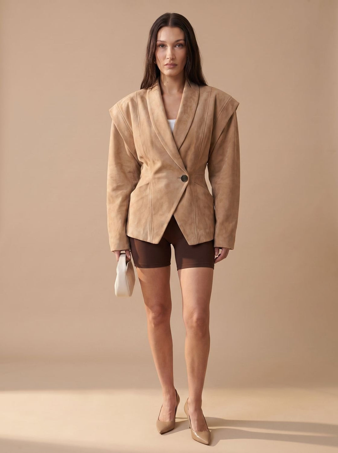 Damen Trenchcoat mit Wickelschnitt aus Kunstwild in Hellbraun