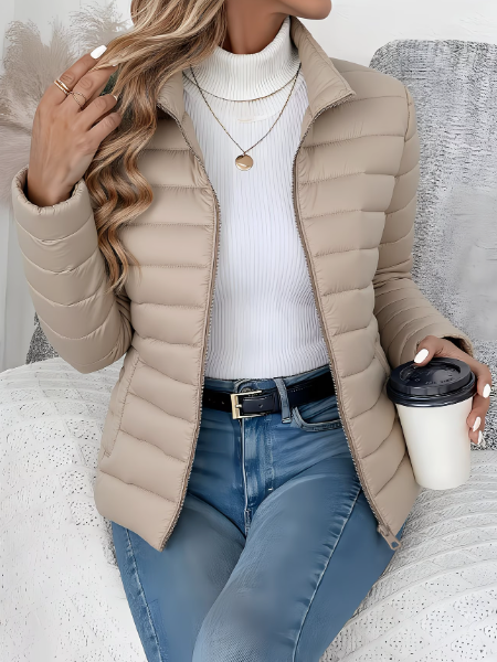 Damen Übergangsjacke mit eleganter Steppung in Beige