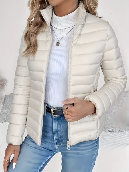 Damen Übergangsjacke mit eleganter Steppung in Cremefarben