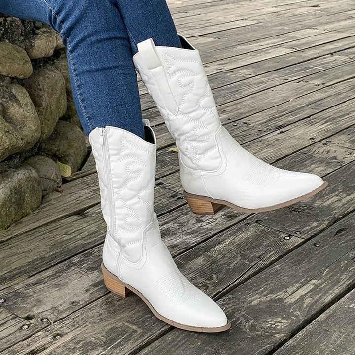 Damen Western Stiefel zum Herbst Outfit in Weiß
