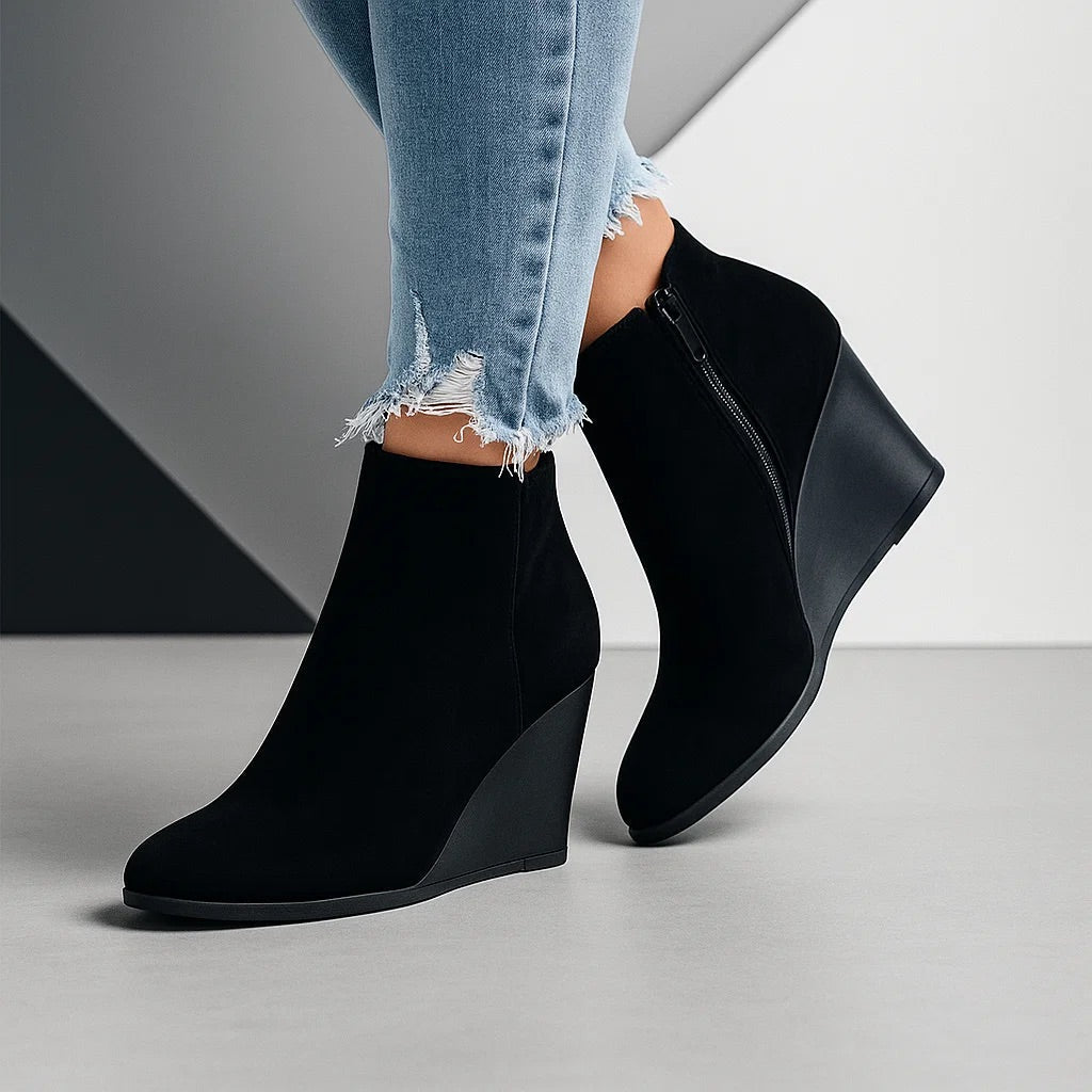 Damen Wildleder Herbst-Stiefel mit Keilabsatz in Schwarz