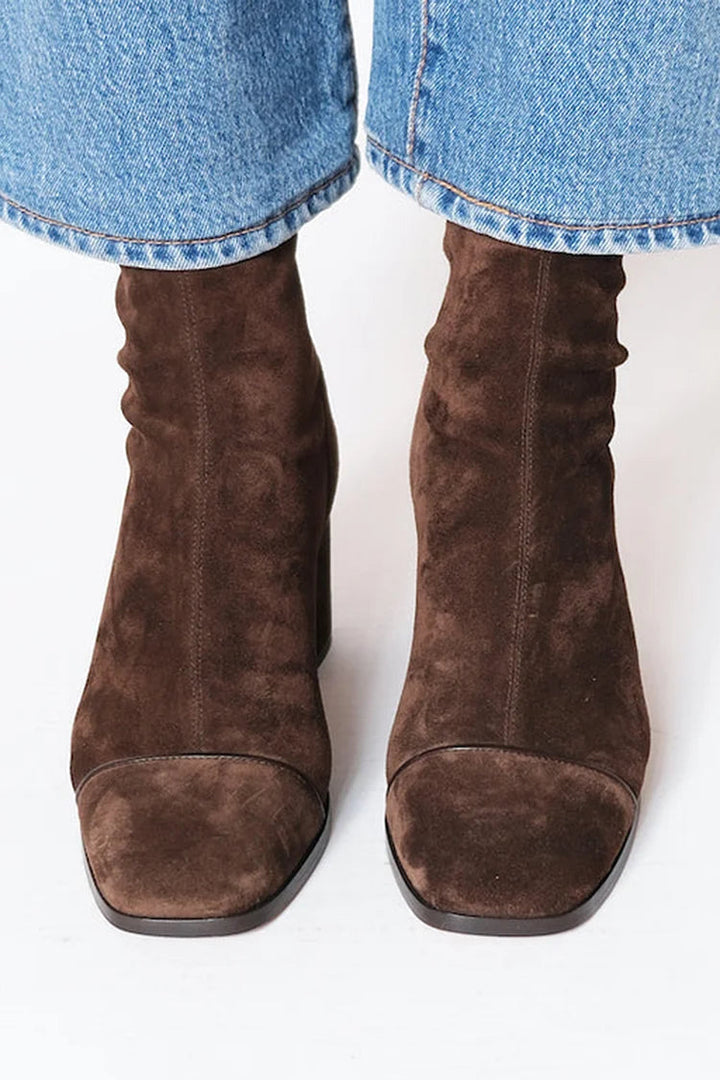 Damen Wildleder Stiefeletten zum Kombinieren (2)