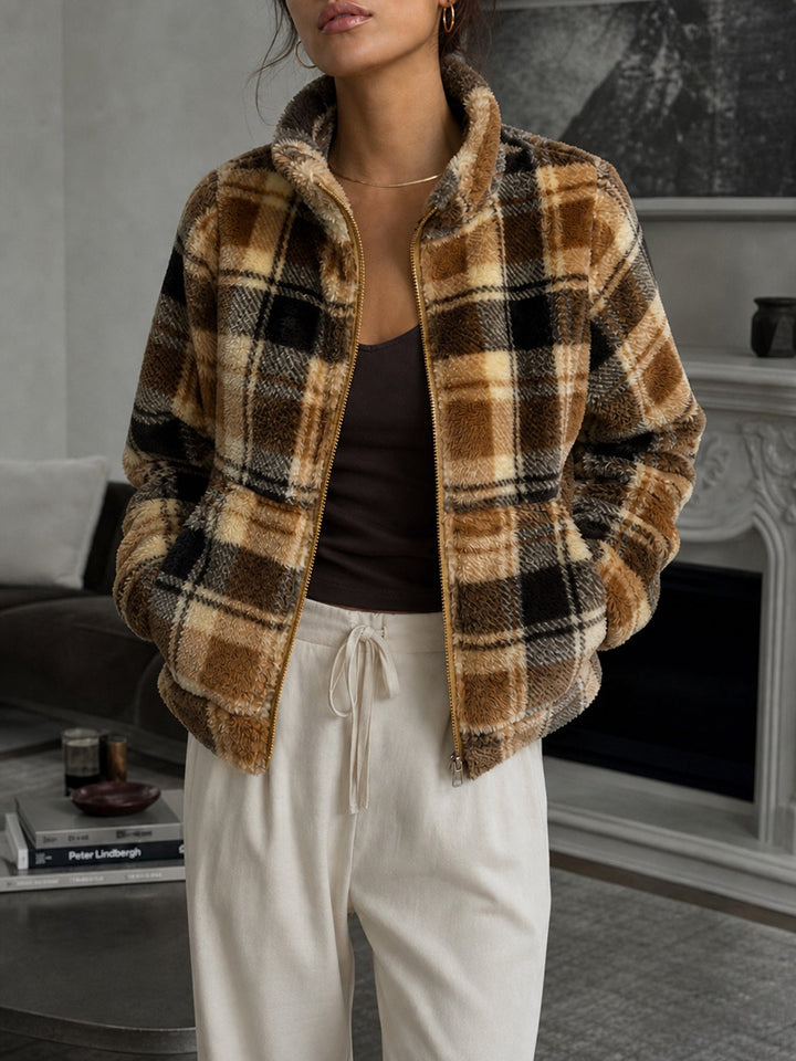 Damen Winterjacke aus Fleece mit hohem Kragen in Braun