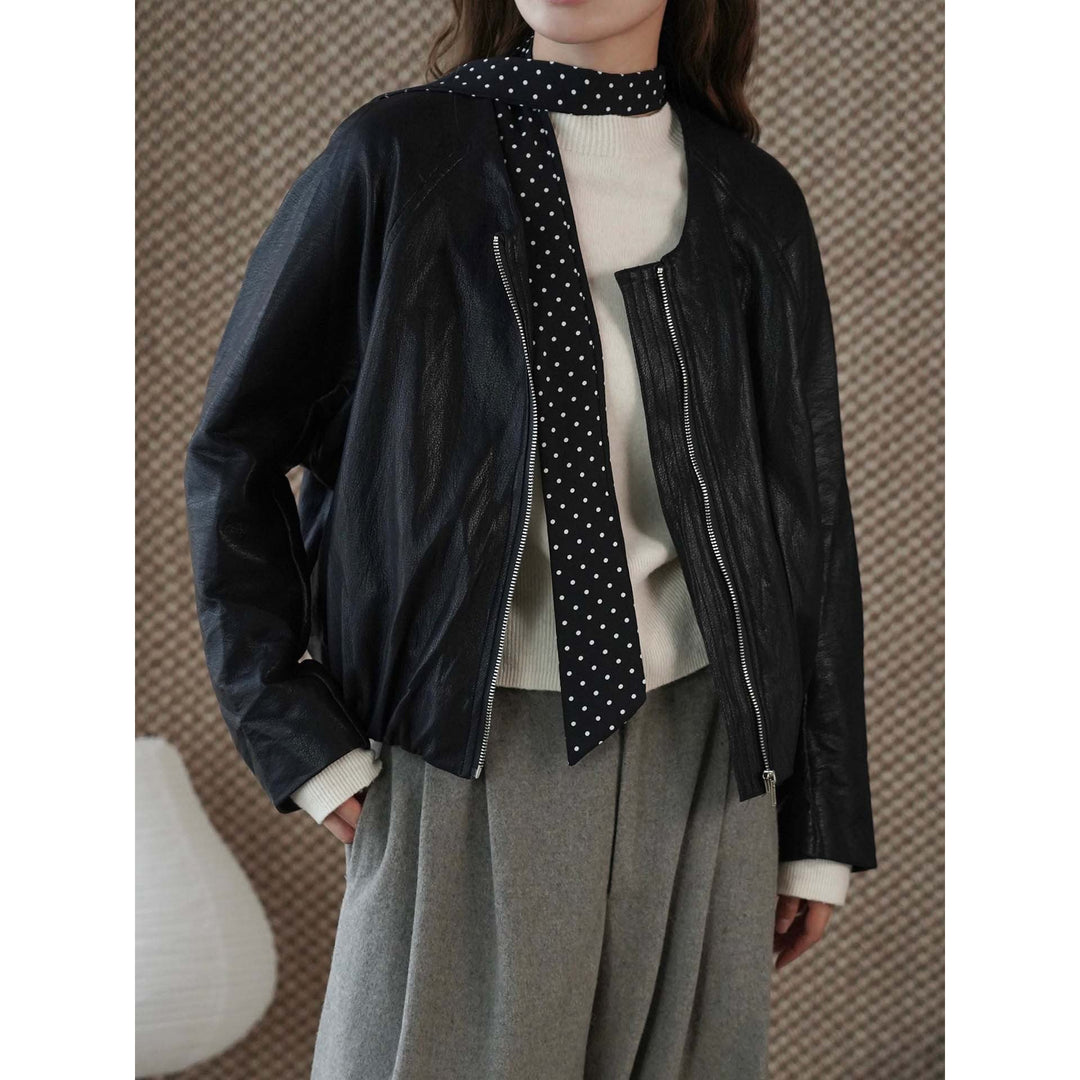 Damen Winterjacke aus Leder im Bomberstil (2)