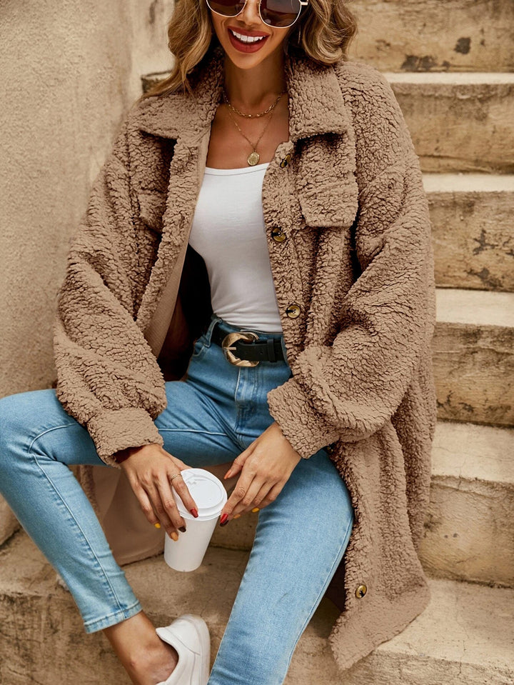 Damen Winterjacke aus Teddystoff im Hemdjacken-Stil (14)