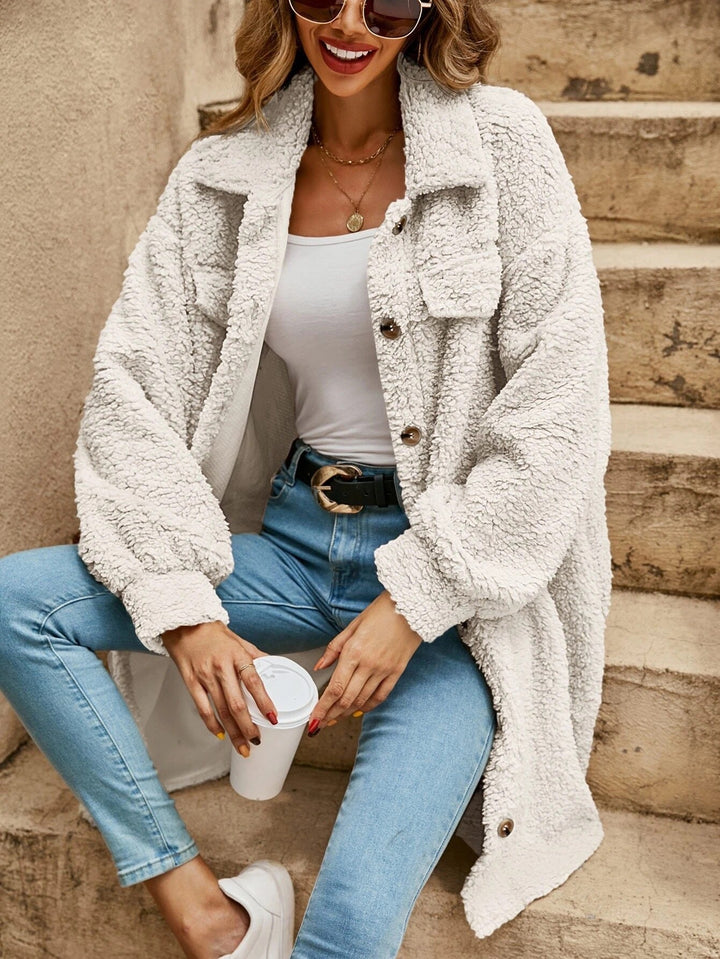 Damen Winterjacke aus Teddystoff im Hemdjacken-Stil (9)
