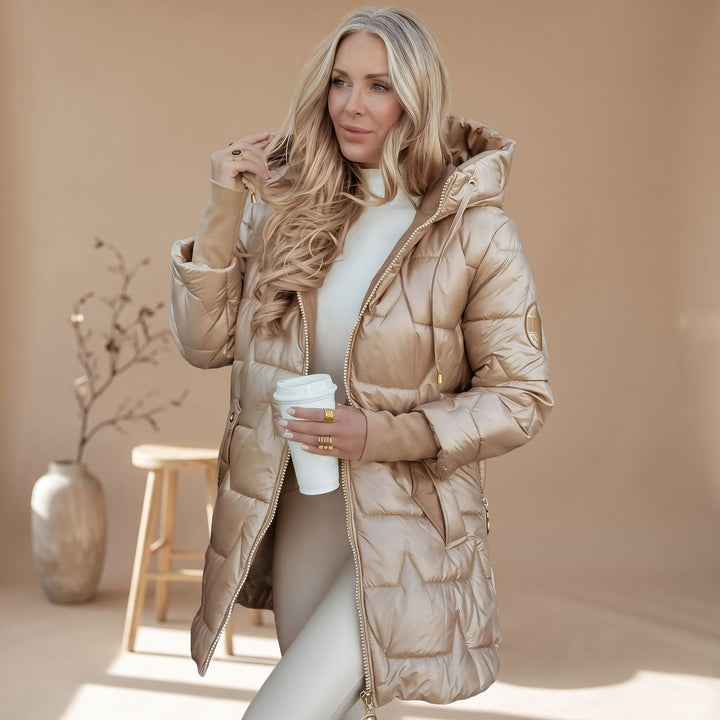 Damen Winterjacke gesteppt mit Kapuze, tailliert in Beige