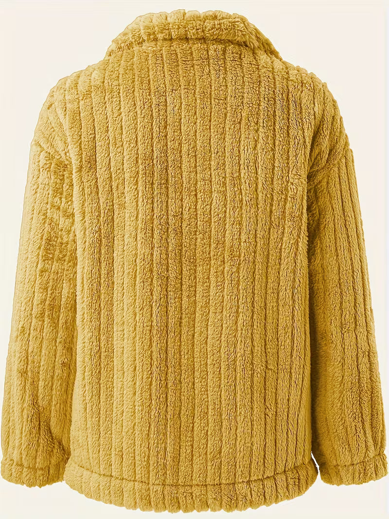 Damen Winterjacke im Hemdjacken-Stil mit Flausch-Optik (5)