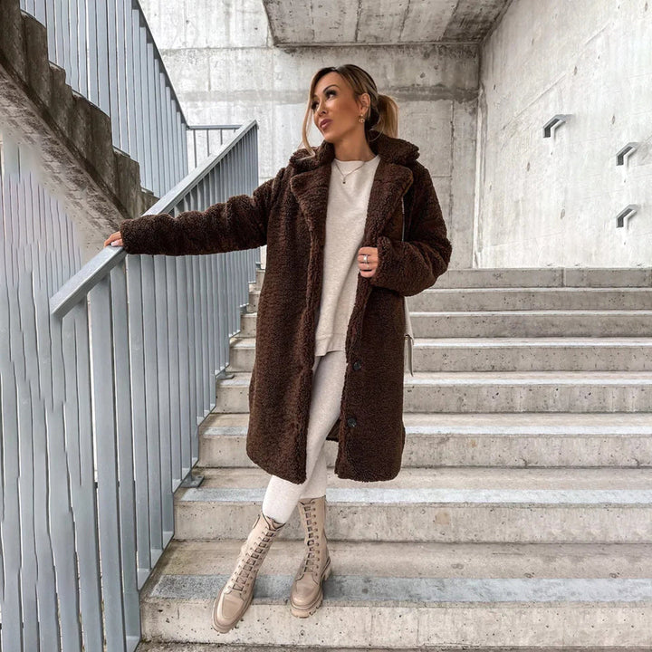 Damen Winterjacke im Teddy-Stil Midi-Länge in Dunkelbraun
