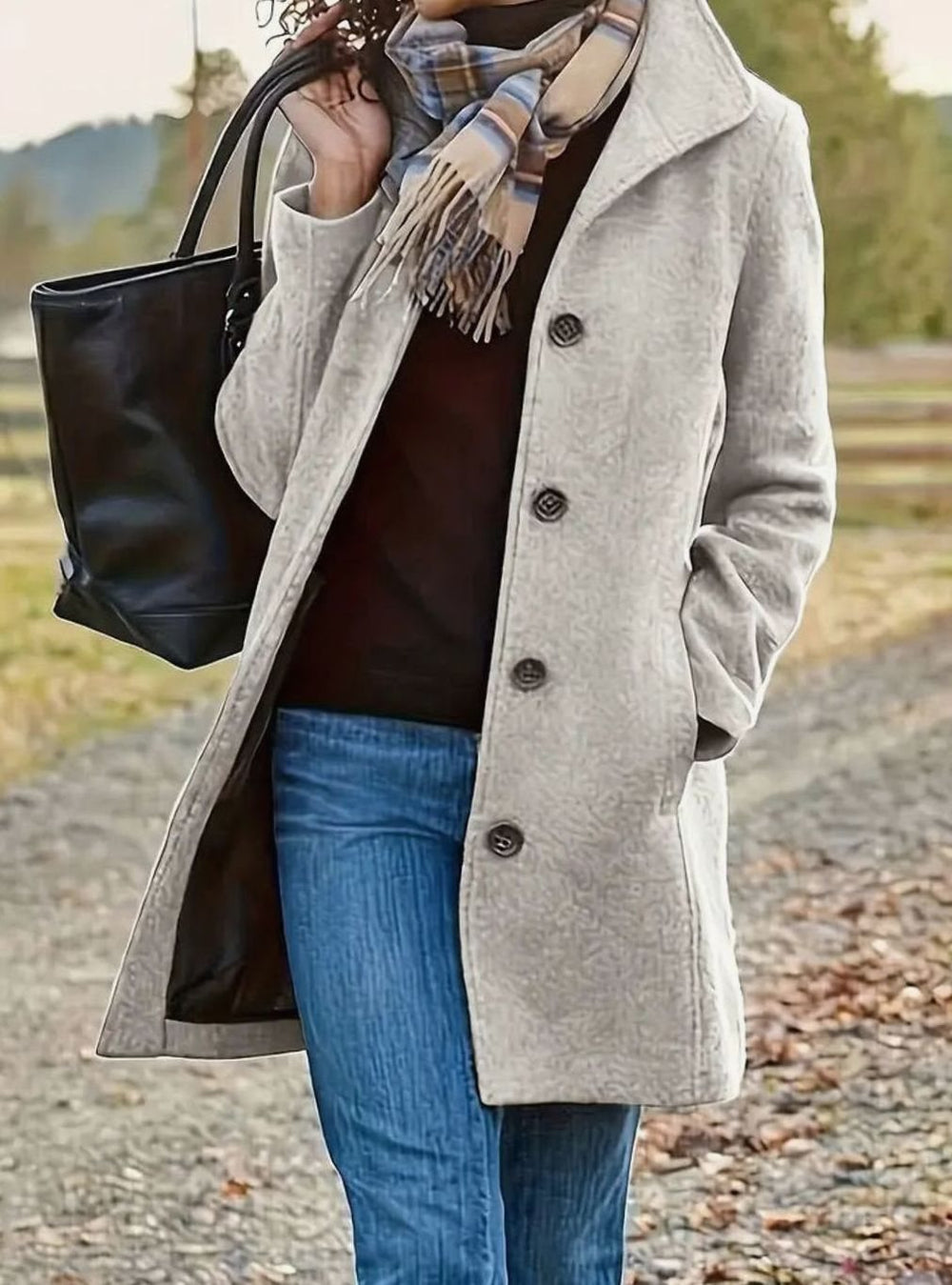 Damen Winterjacke im Trenchcoat-Stil für kalte Tage in Grau
