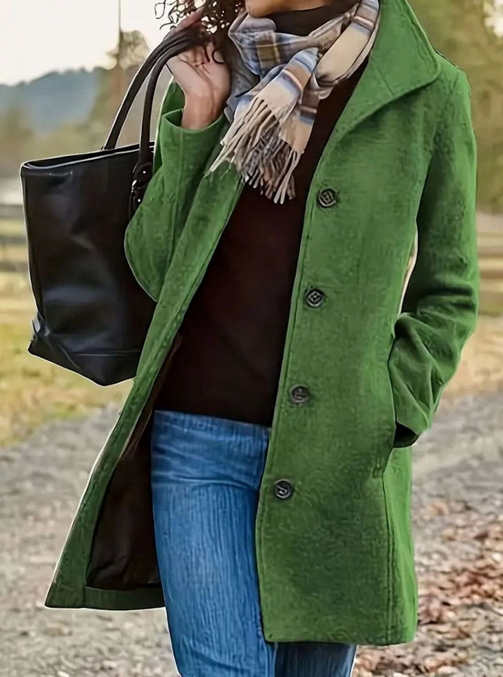 Damen Winterjacke im Trenchcoat-Stil für kalte Tage in Grün