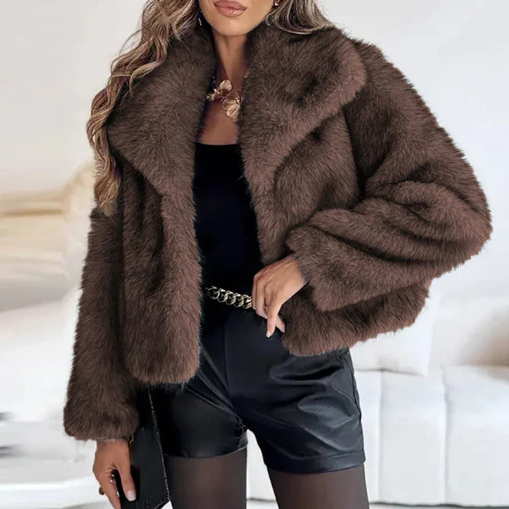 Damen Winterjacke Kurz und Warm aus Kunstfell in Braun