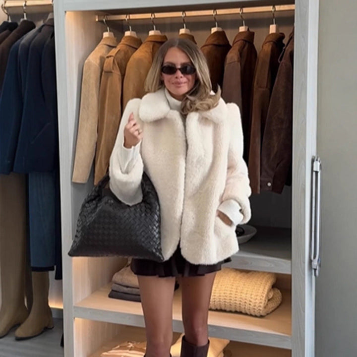 Damen Winterjacke mit großem Oversize-Schnitt (3)