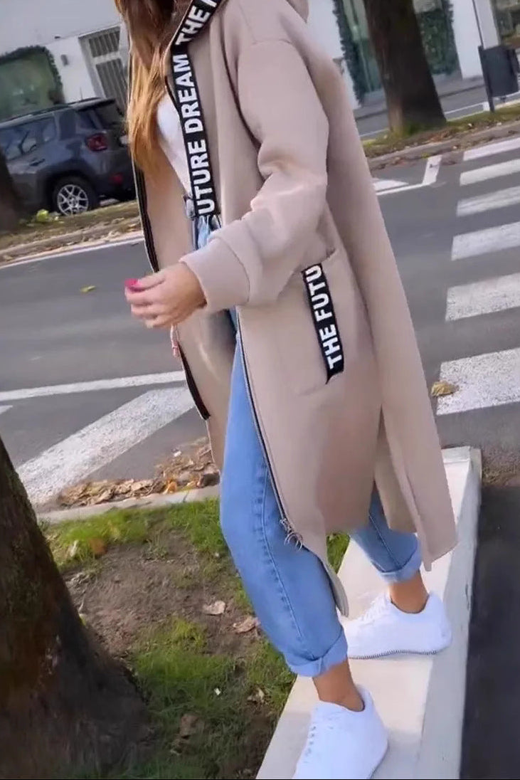 Damen Winterjacke mit Kapuze und Taschen in Aprikose