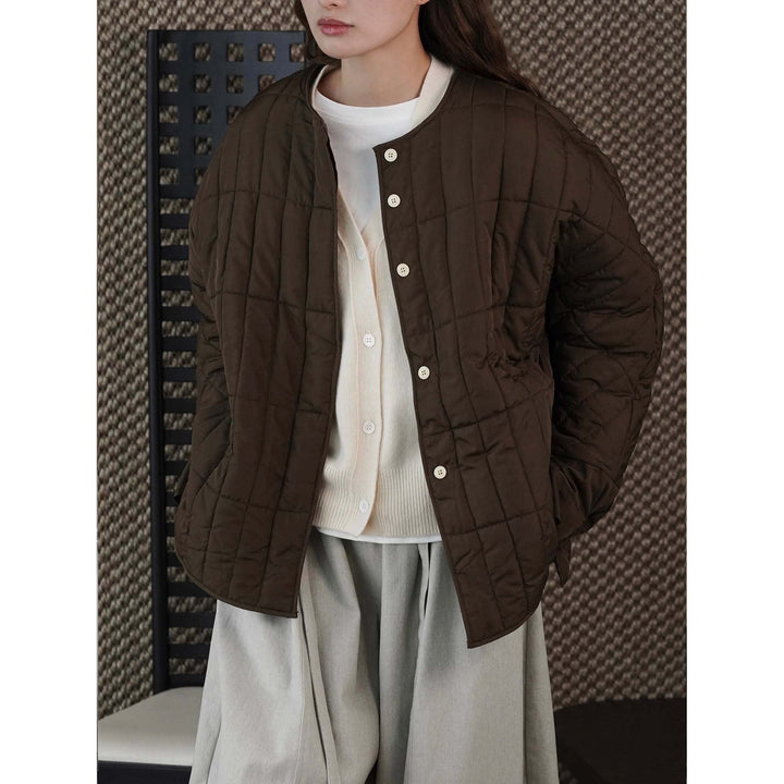 Damen Winterjacke mit lockerer Passform und feiner Steppung in Kaffee