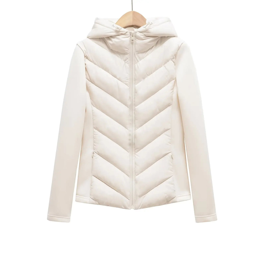 Damen Winterjacke mit modernem Steppmuster und Kapuze in Weiß