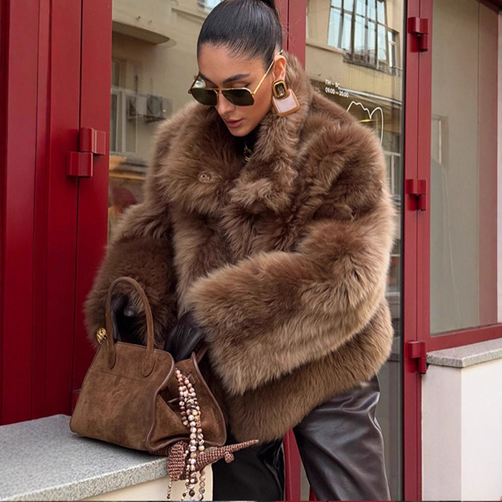Damen Winterjacke mit Schalkragen im Teddy-Stil (3)
