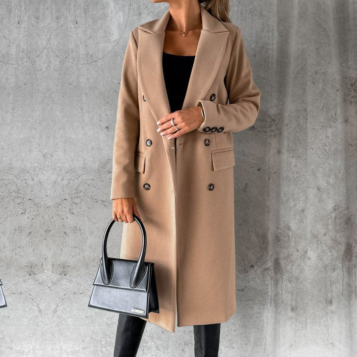 Damen Wintermantel im eleganten Trench-Stil in Kamel