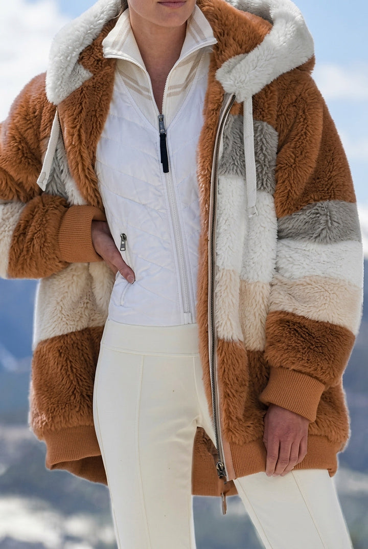 Damen Wintermantel mit Kapuze im Colorblock-Design in Karamell