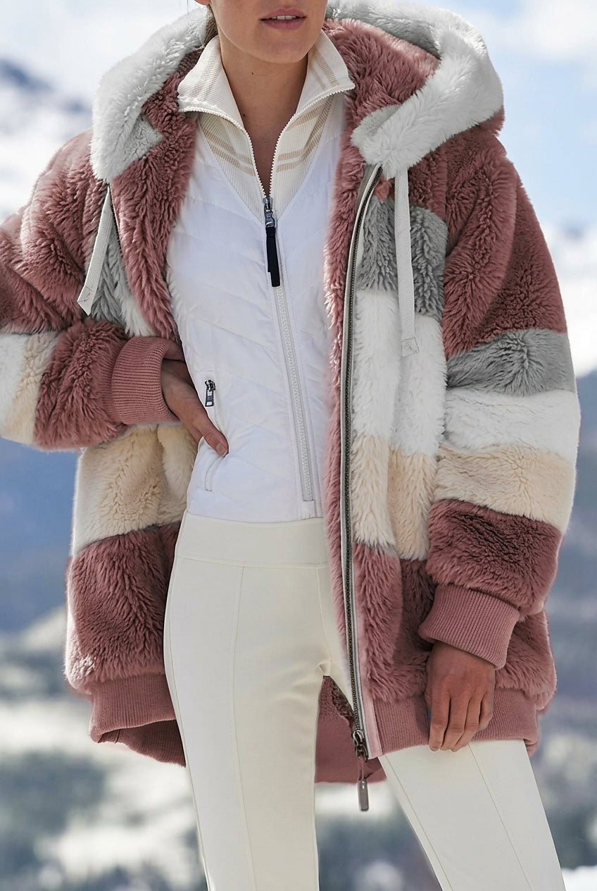 Damen Wintermantel mit Kapuze im Colorblock-Design in Rot