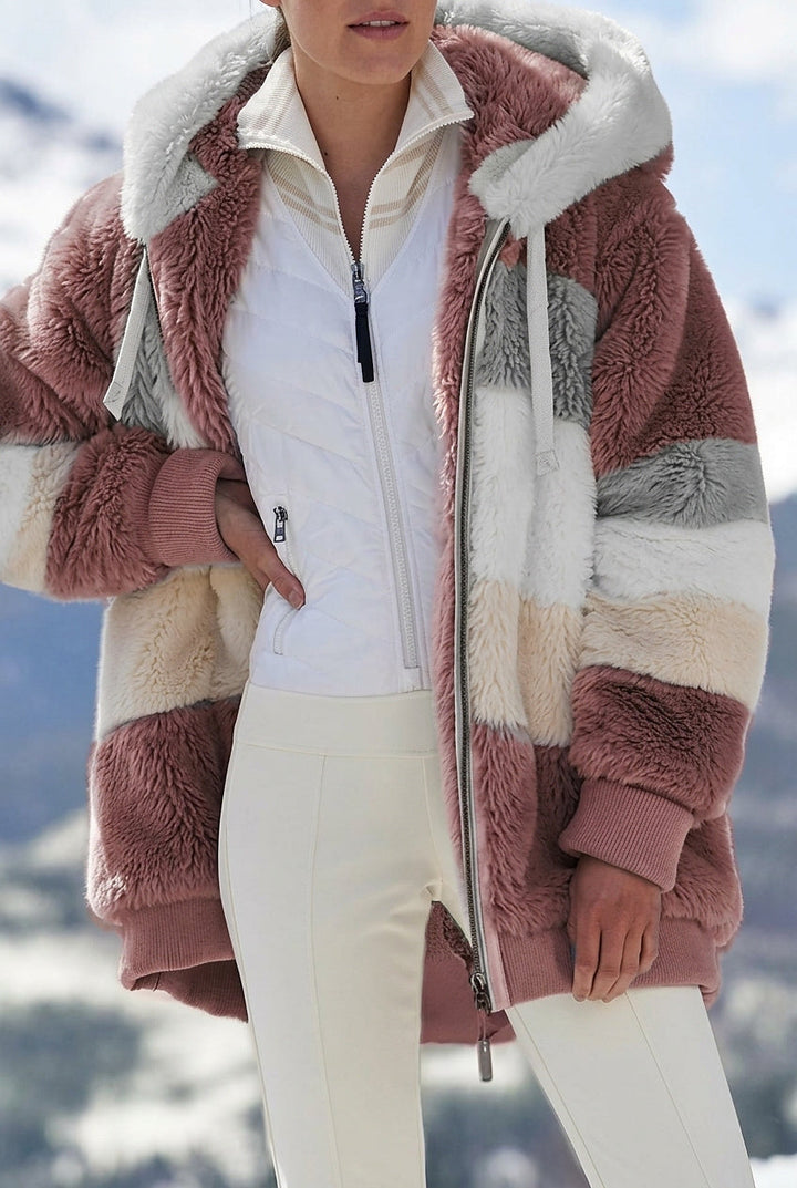Damen Wintermantel mit Kapuze im Colorblock-Design in Rot