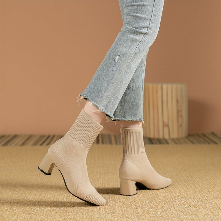 Damen Winterschuhe Stiefeletten mit Blockabsatz und Reißverschluss (10)