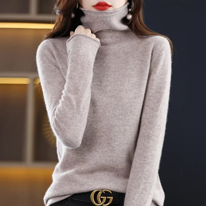 Damen Wollstrick-Pullover für kalte Tage in Hellgrau