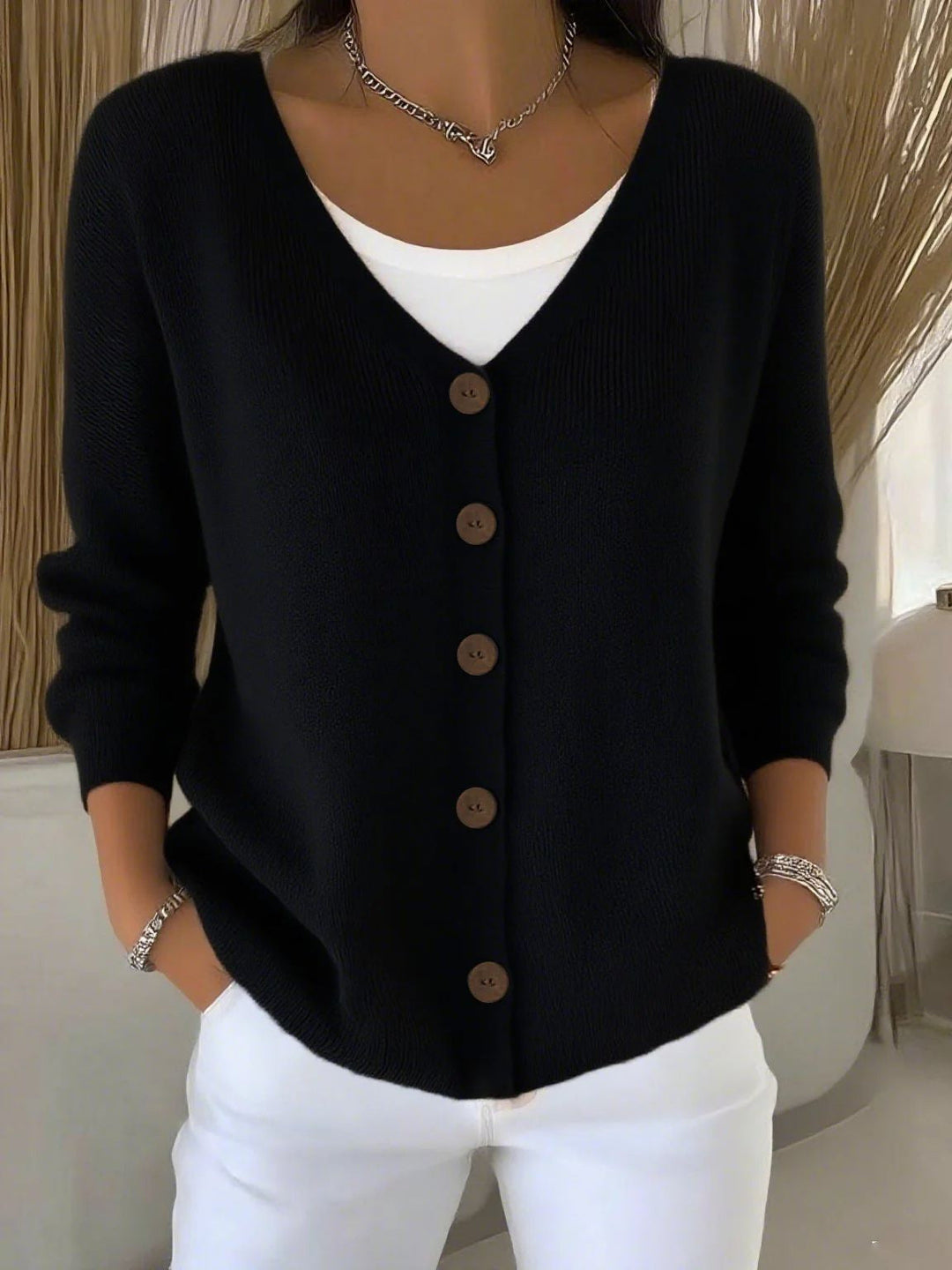 Damen zeitloser Strickpullover in Schwarz