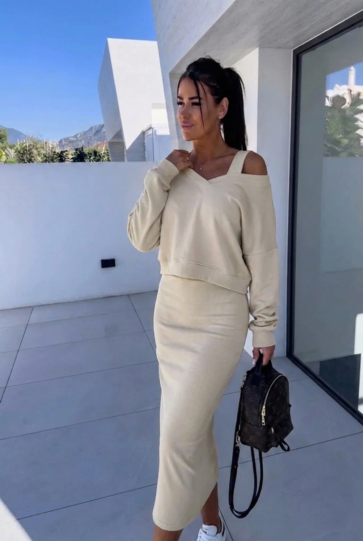 Damen Zweiteiler-Set für flexibles Styling in Beige
