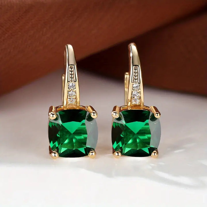 Elegante mystische Steine Goldfarben Creolen